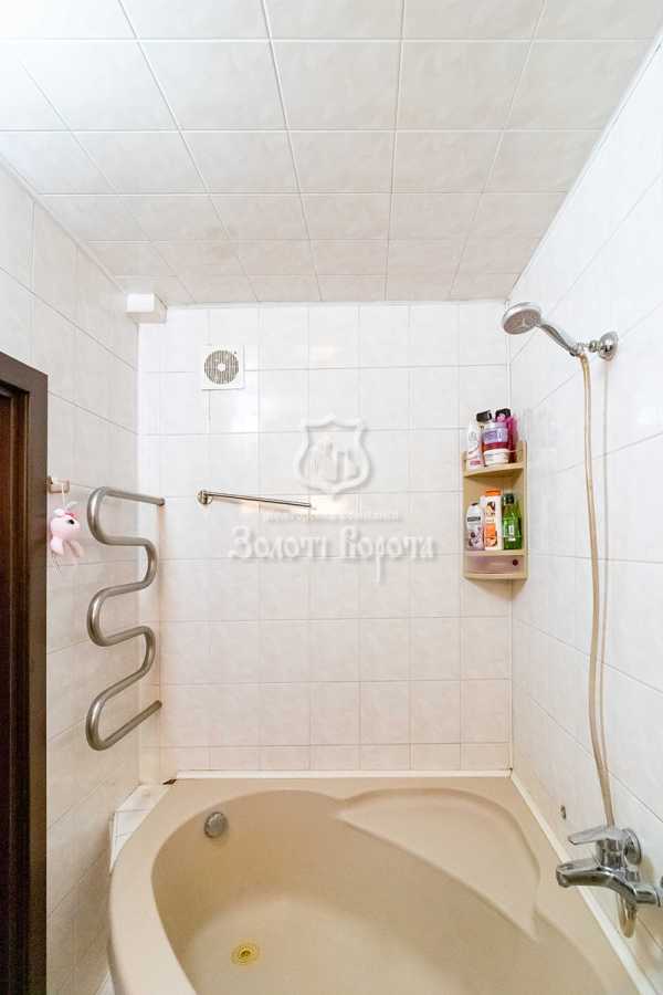 Продаж 3-кімнатної квартири 72.6 м², Милославська, 17а