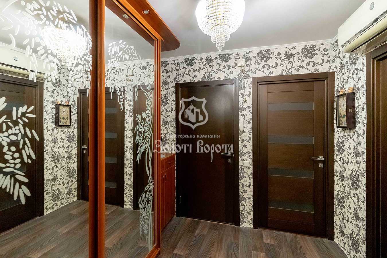 Продаж 3-кімнатної квартири 72.6 м², Милославська, 17а