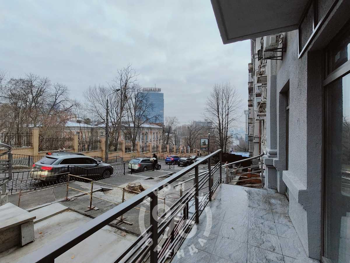 Оренда іншого торгівельного приміщення 110 м², Шовковична вул., 38