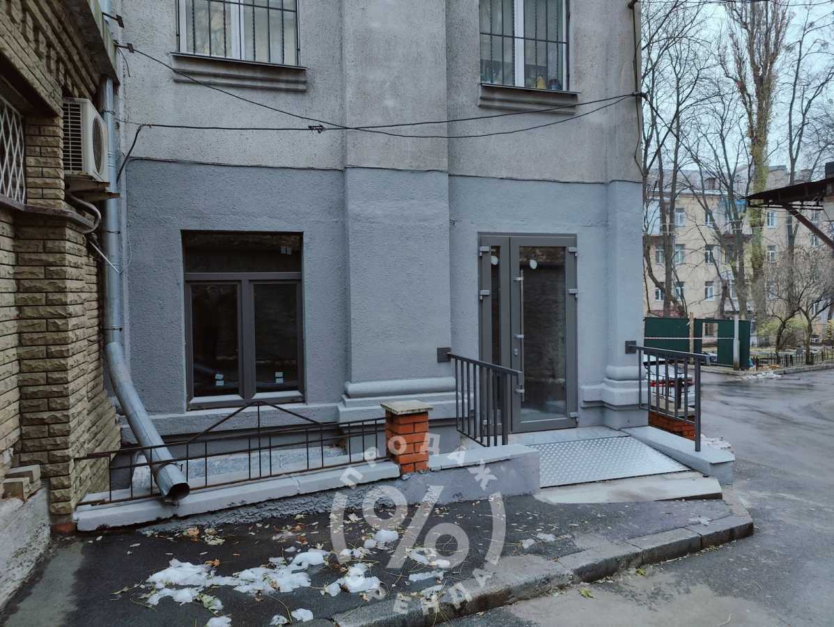 Оренда іншого торгівельного приміщення 110 м², Шовковична вул., 38