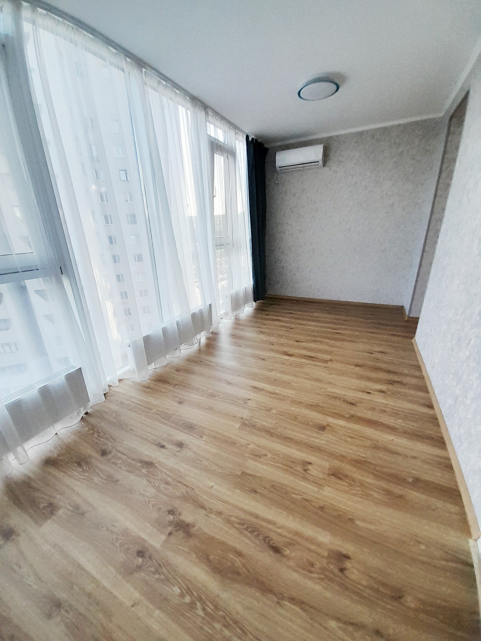 Продажа 2-комнатной квартиры 65 м², Набережная Победы ул.
