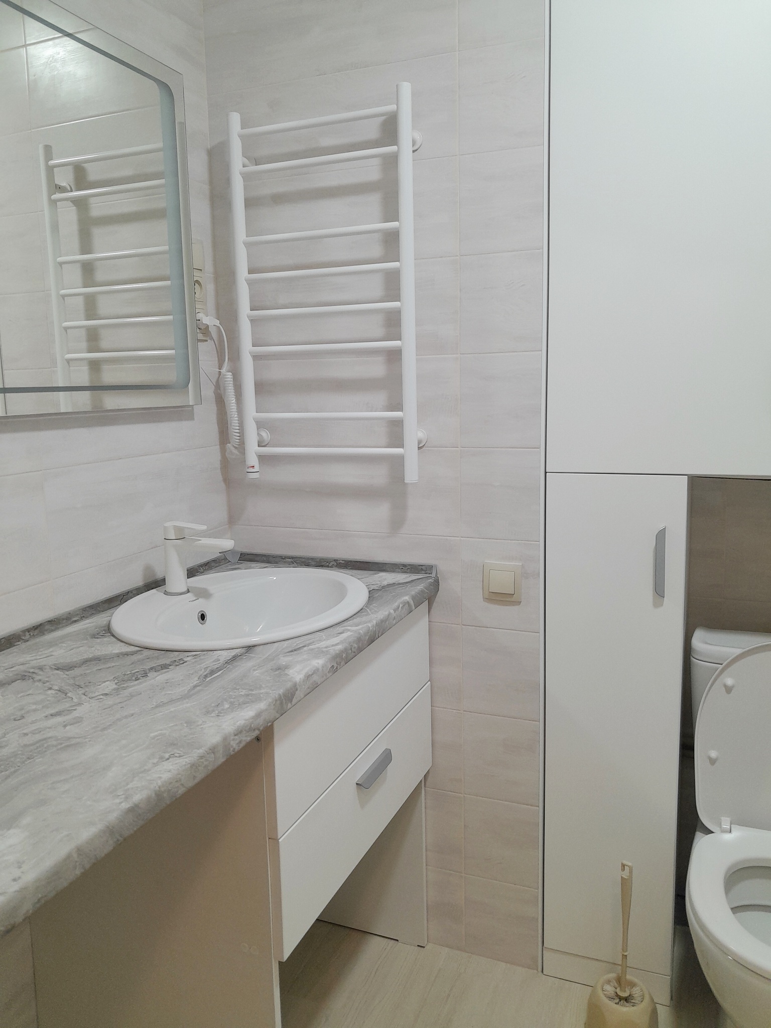 Продажа 2-комнатной квартиры 65 м², Набережная Победы ул.