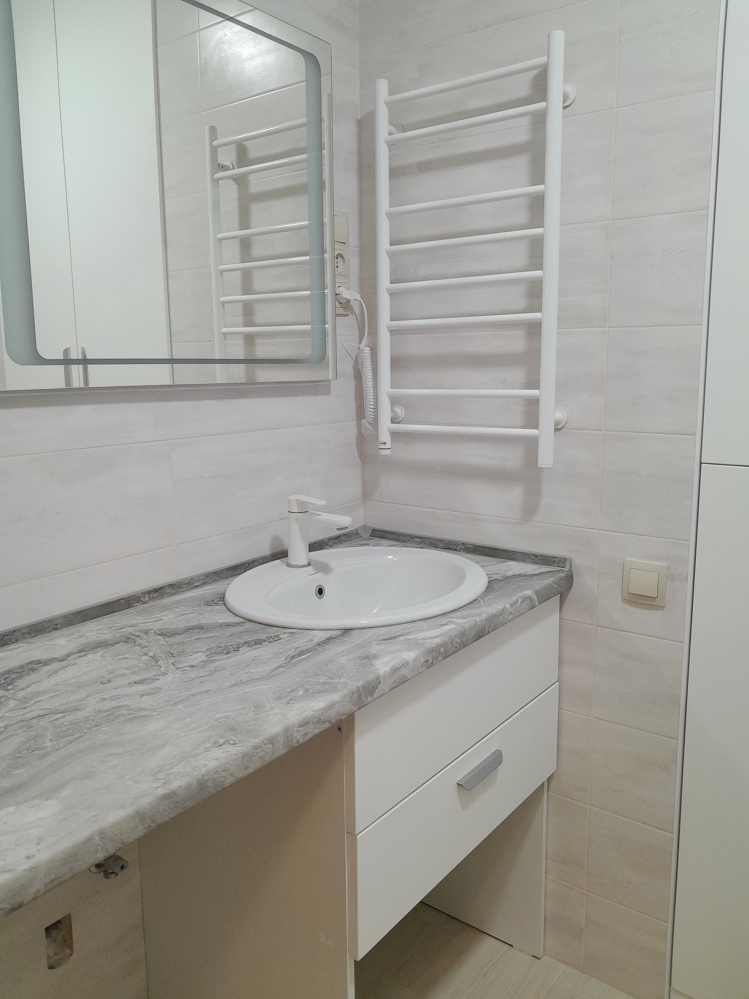 Продажа 2-комнатной квартиры 65 м², Набережная Победы ул.
