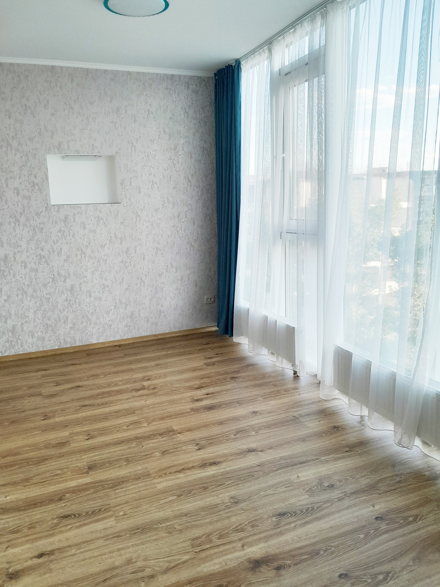 Продажа 2-комнатной квартиры 65 м², Набережная Победы ул.