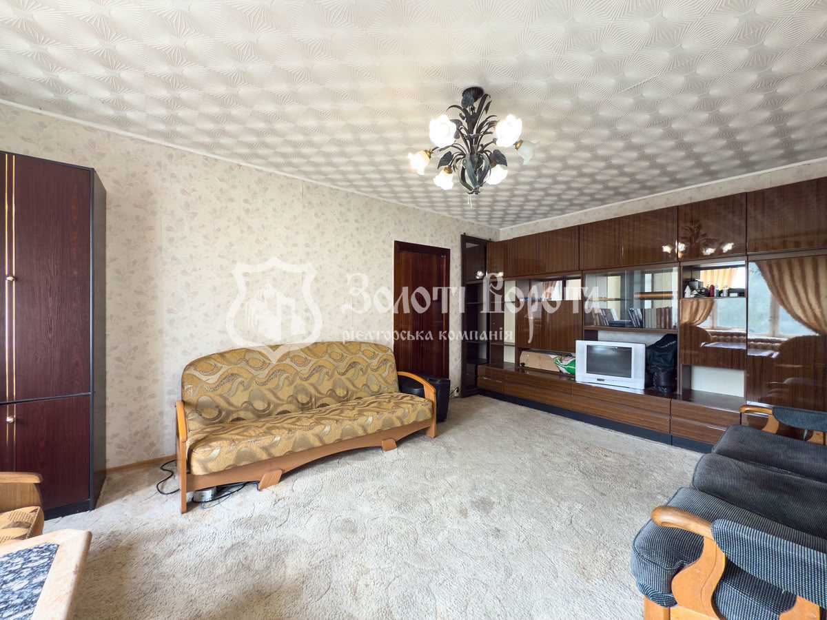 Продаж 3-кімнатної квартири 68 м², Кирилівська вул., 99/1 К1