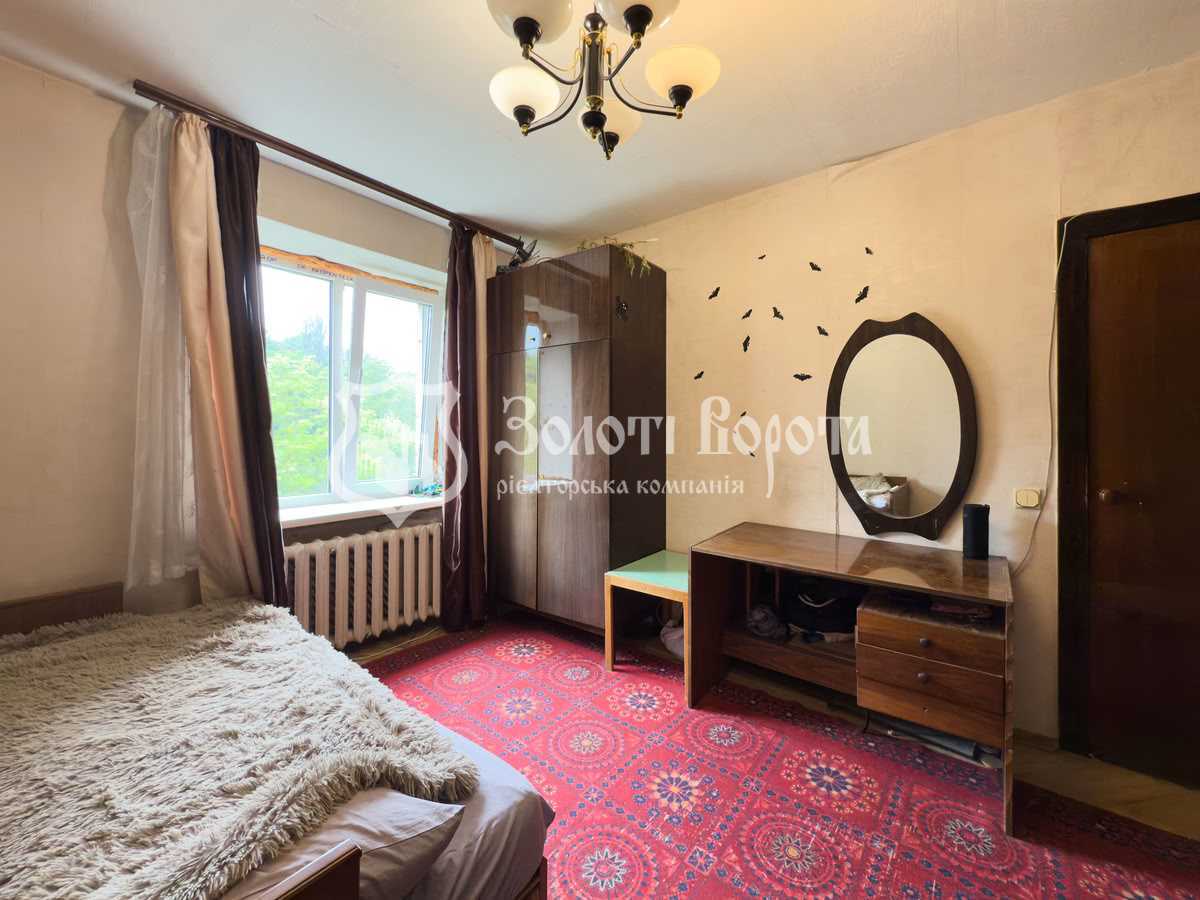 Продаж 3-кімнатної квартири 68 м², Кирилівська вул., 99/1 К1