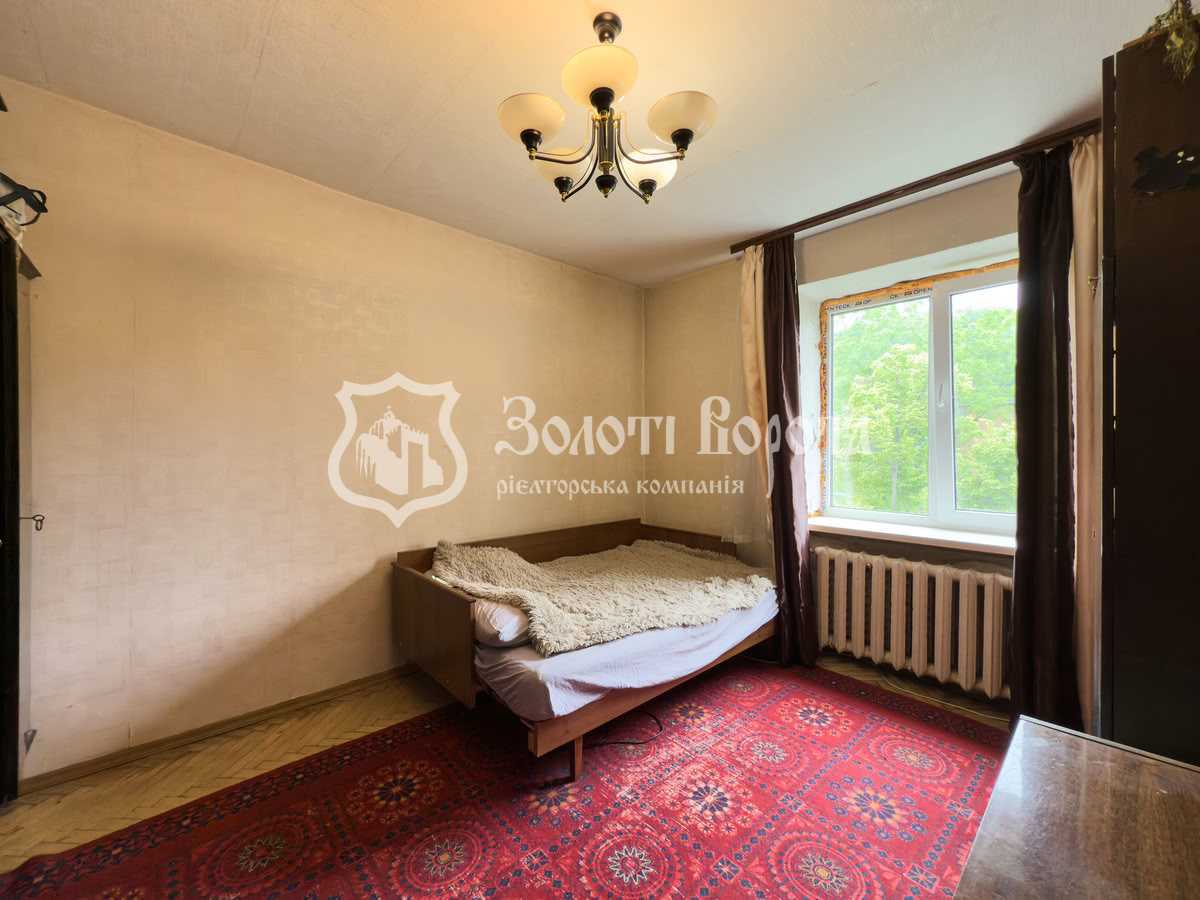 Продаж 3-кімнатної квартири 68 м², Кирилівська вул., 99/1 К1