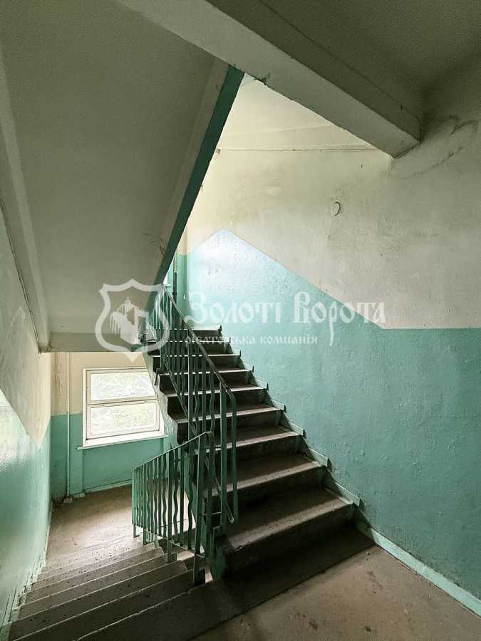 Продаж 3-кімнатної квартири 68 м², Кирилівська вул., 99/1 К1