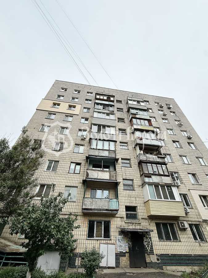 Продаж 3-кімнатної квартири 68 м², Кирилівська вул., 99/1 К1
