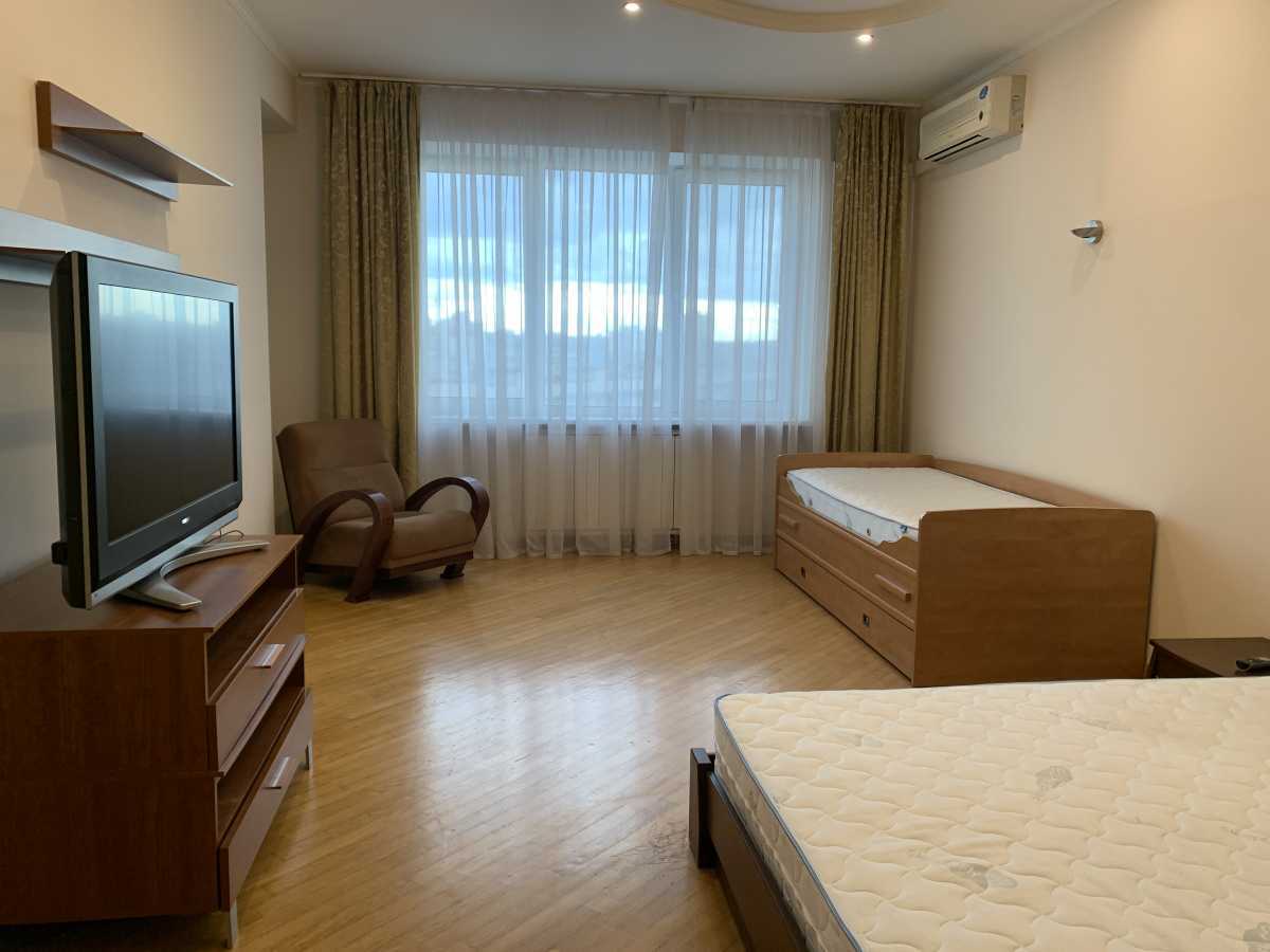 Аренда 1-комнатной квартиры 60 м², Героев Сталинграда просп., 10А К1