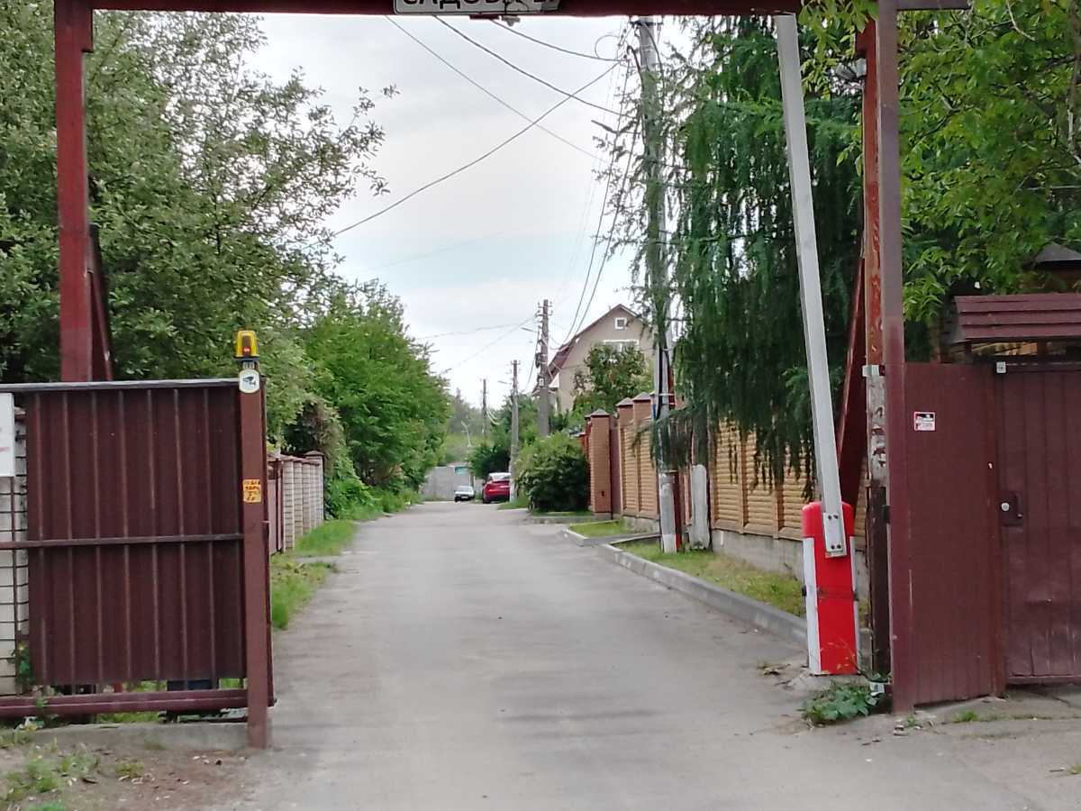 Продажа участка под индивидуальное жилое строительство 6 соток, Стеценко ул.
