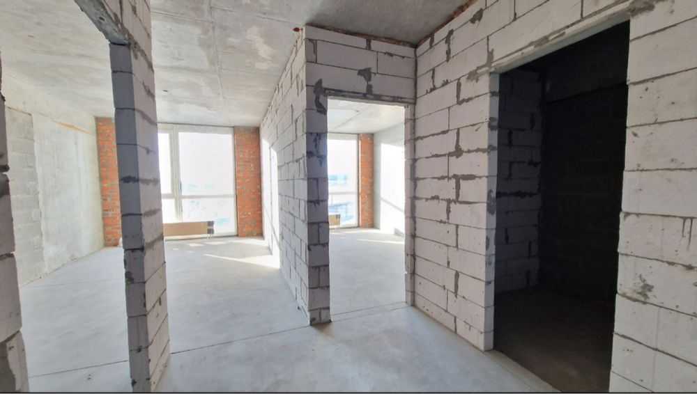 Продаж 1-кімнатної квартири 47 м², Дніпровська наб., 15К