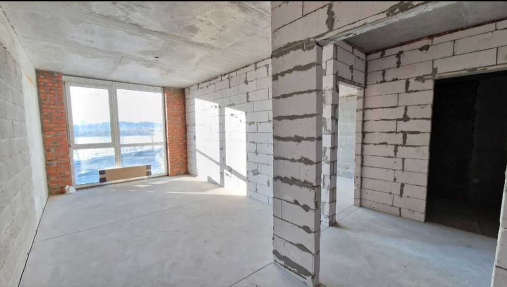 Продаж 1-кімнатної квартири 47 м², Дніпровська наб., 15К