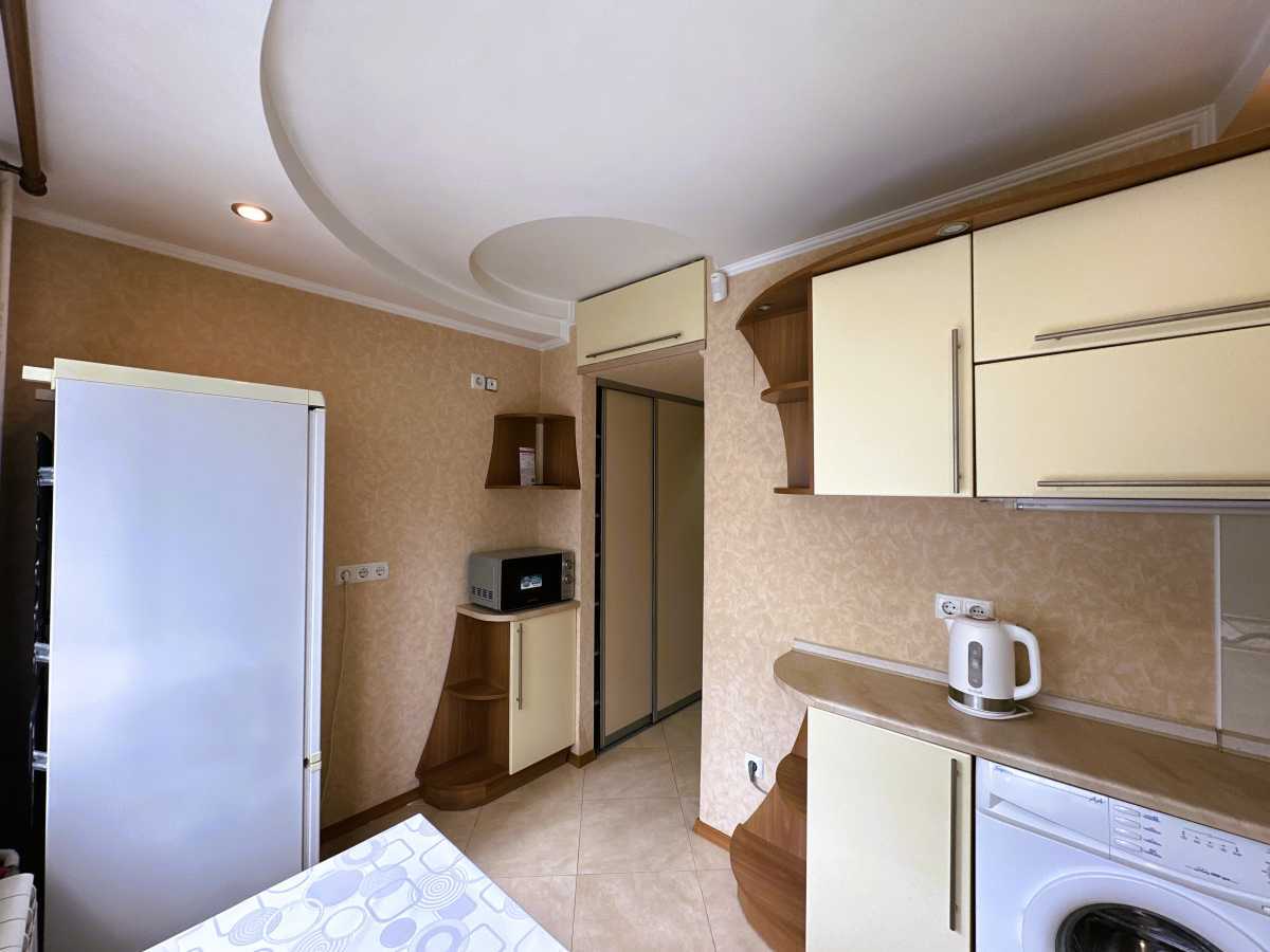 Аренда 2-комнатной квартиры 45 м², Курнатовського, 19