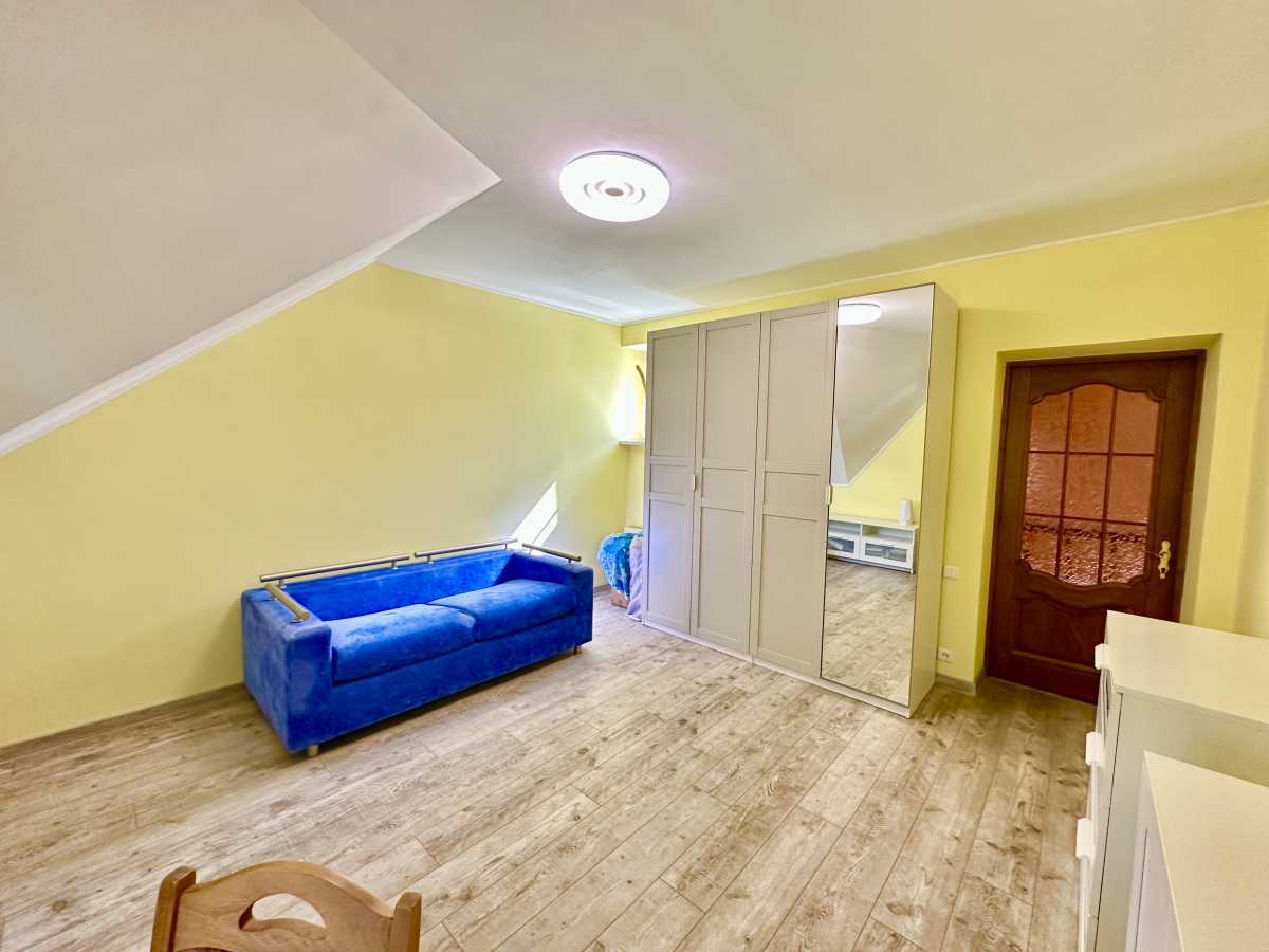 Продажа дома 240 м², Квитки Цисык ул., 81