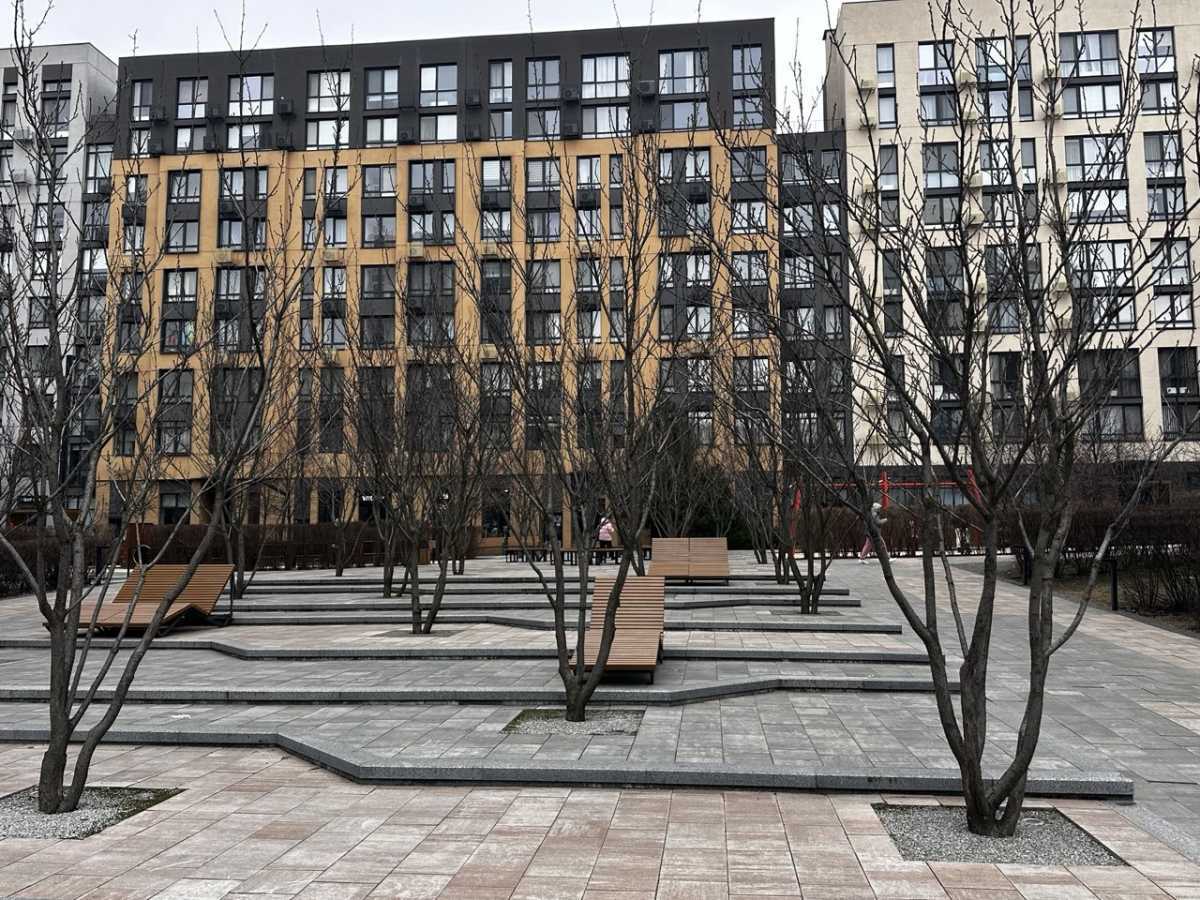Продажа 1-комнатной квартиры 47 м², Салютная ул., 2б