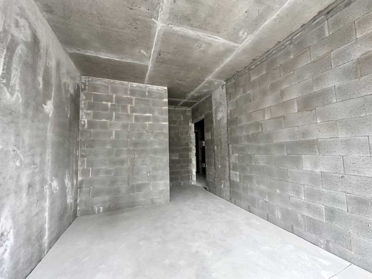 Продажа 1-комнатной квартиры 47 м², Салютная ул., 2б
