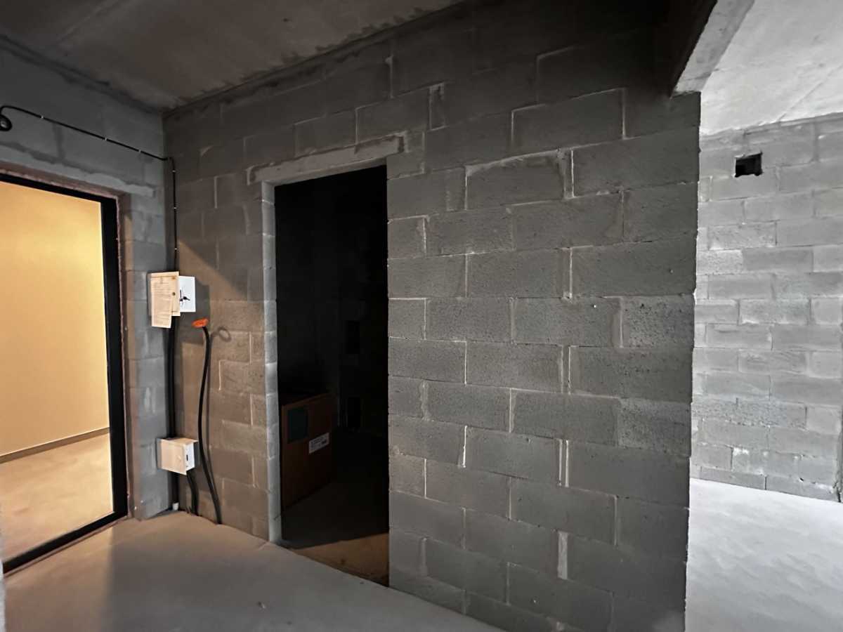 Продажа 1-комнатной квартиры 47 м², Салютная ул., 2б