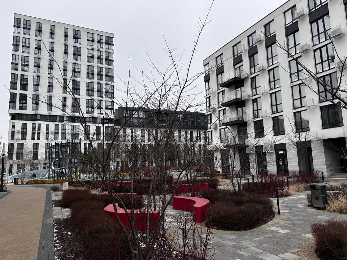 Продажа 1-комнатной квартиры 47 м², Салютная ул., 2б
