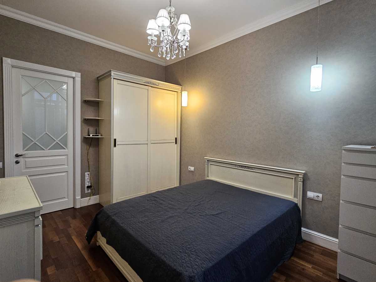 Аренда 3-комнатной квартиры 72 м², Дружбы Народов бул., 18/7