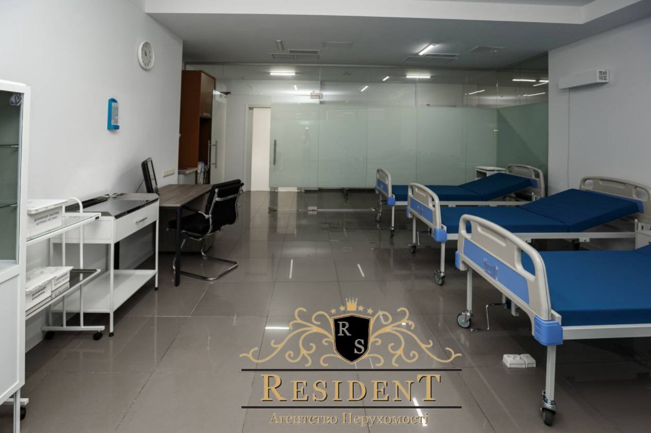Продаж комерції 485 м², Ломаний (центр) пров., 2