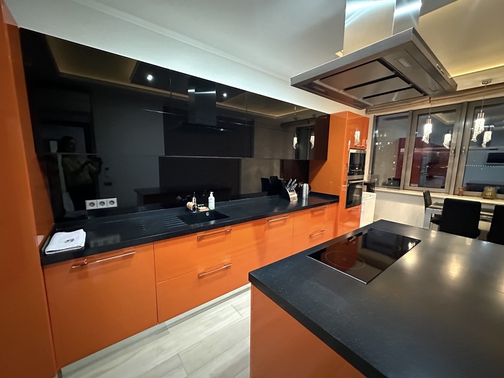 Аренда 3-комнатной квартиры 112 м², Днепровская наб., 14Б