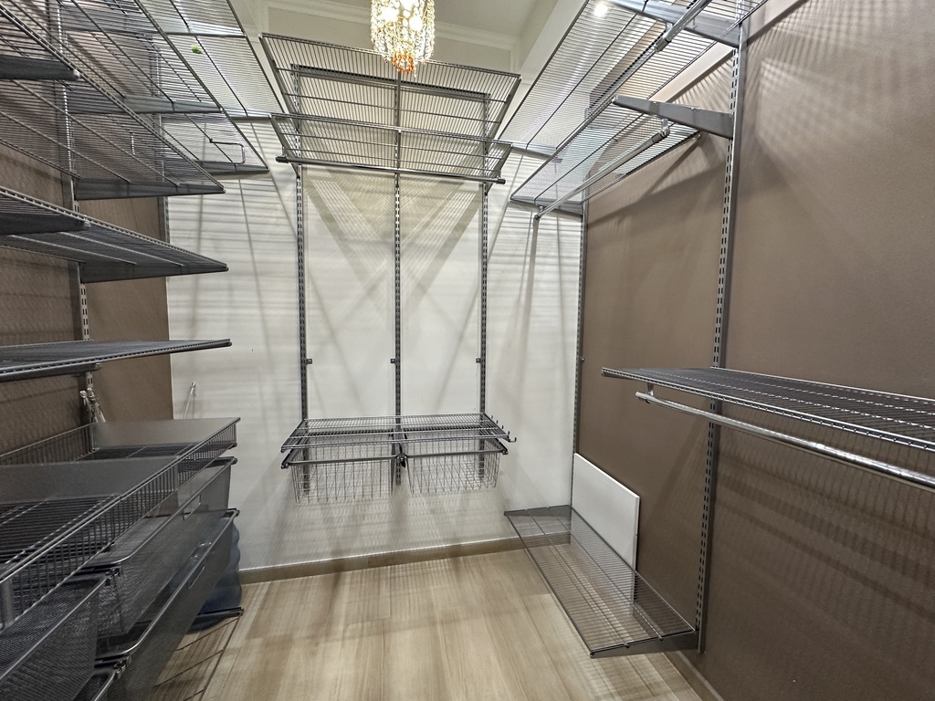 Аренда 3-комнатной квартиры 112 м², Днепровская наб., 14Б
