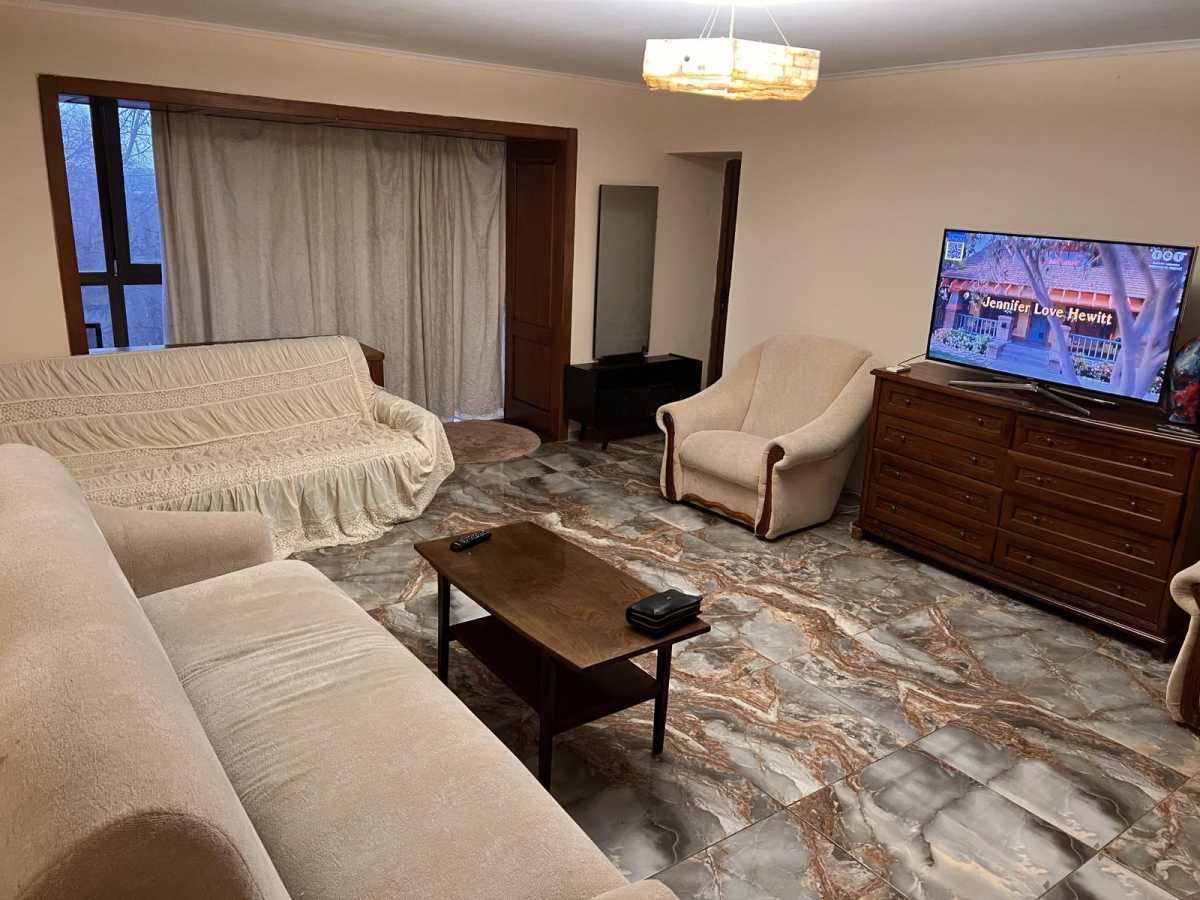 Оренда 2-кімнатної квартири 68 м², Мічуріна вул., 4