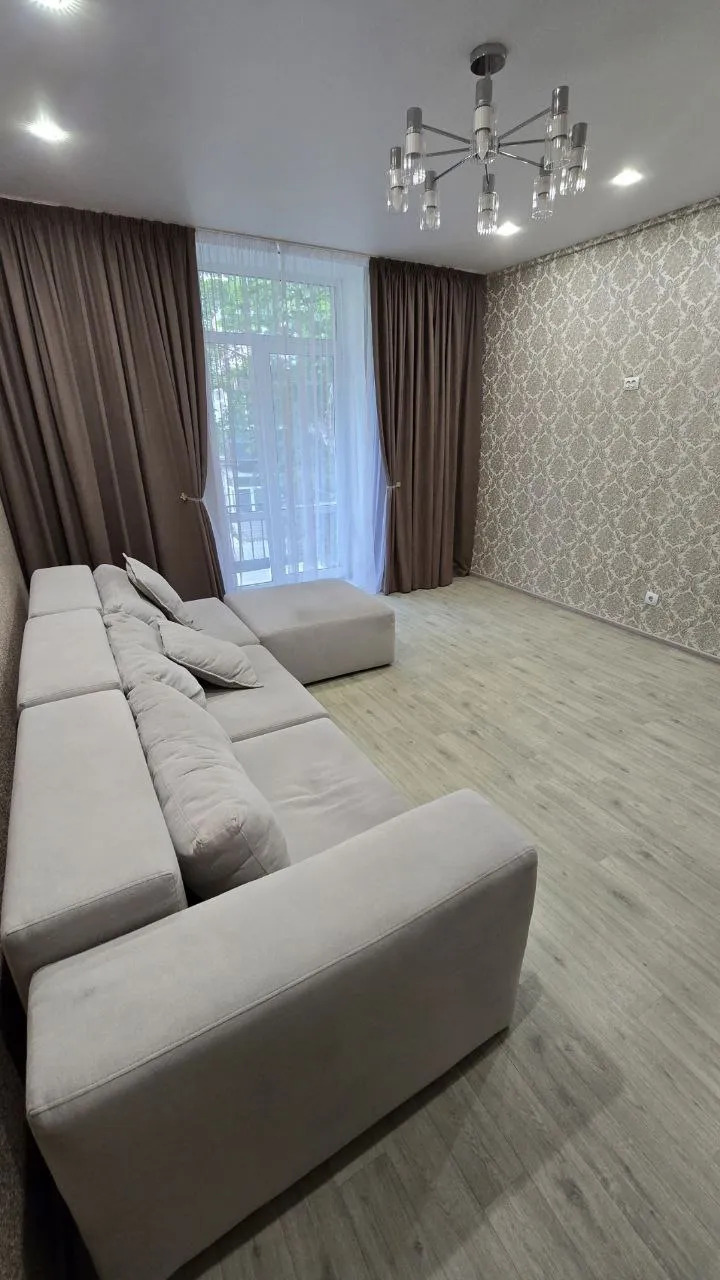 Продажа 2-комнатной квартиры 47 м², Криворожская ул.