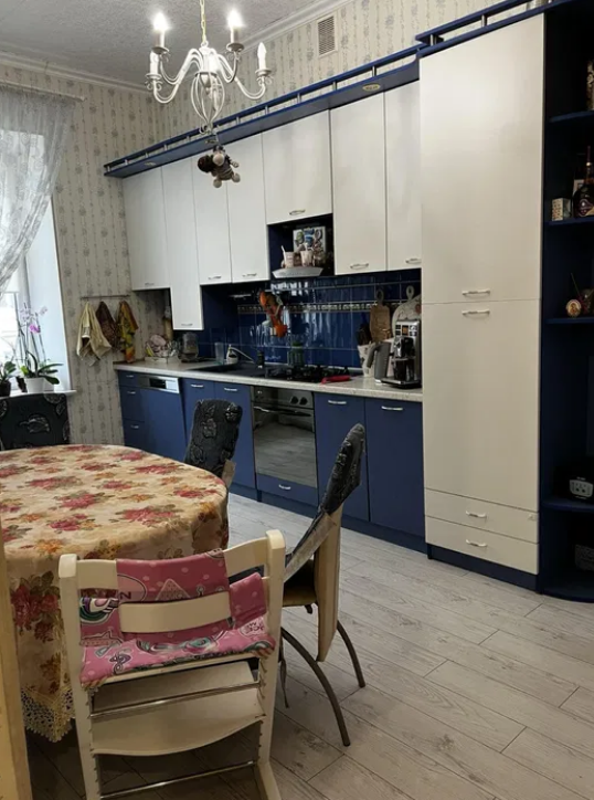 Продажа 3-комнатной квартиры 81 м², Хмельницкого Богдана ул.