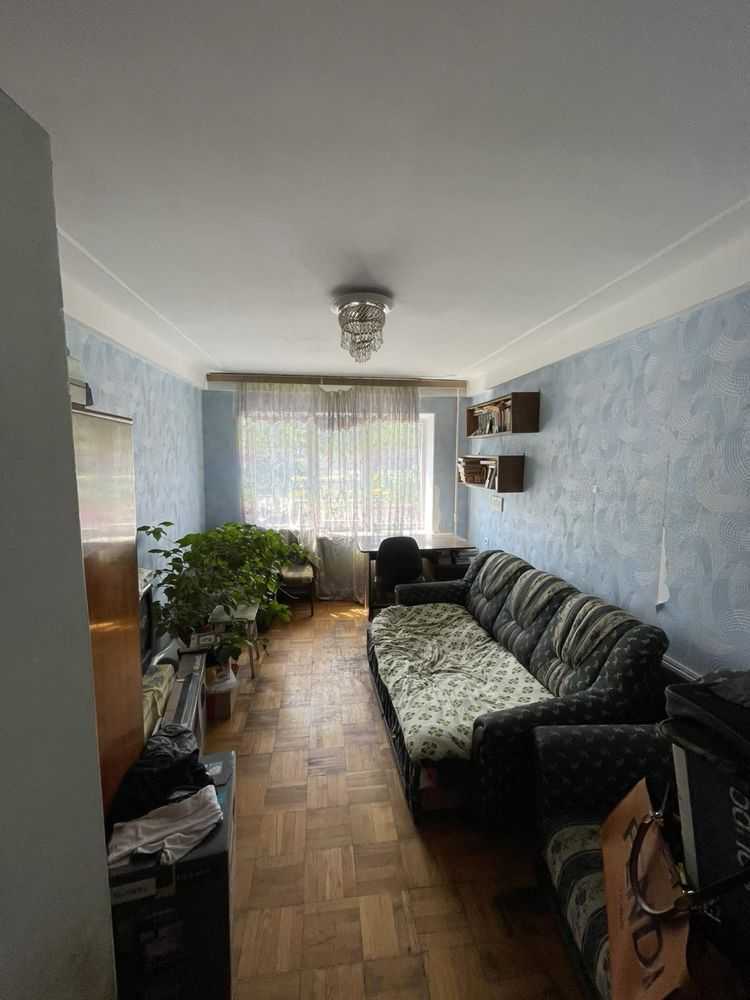 Продаж 2-кімнатної квартири 45 м², Перова бул., 20