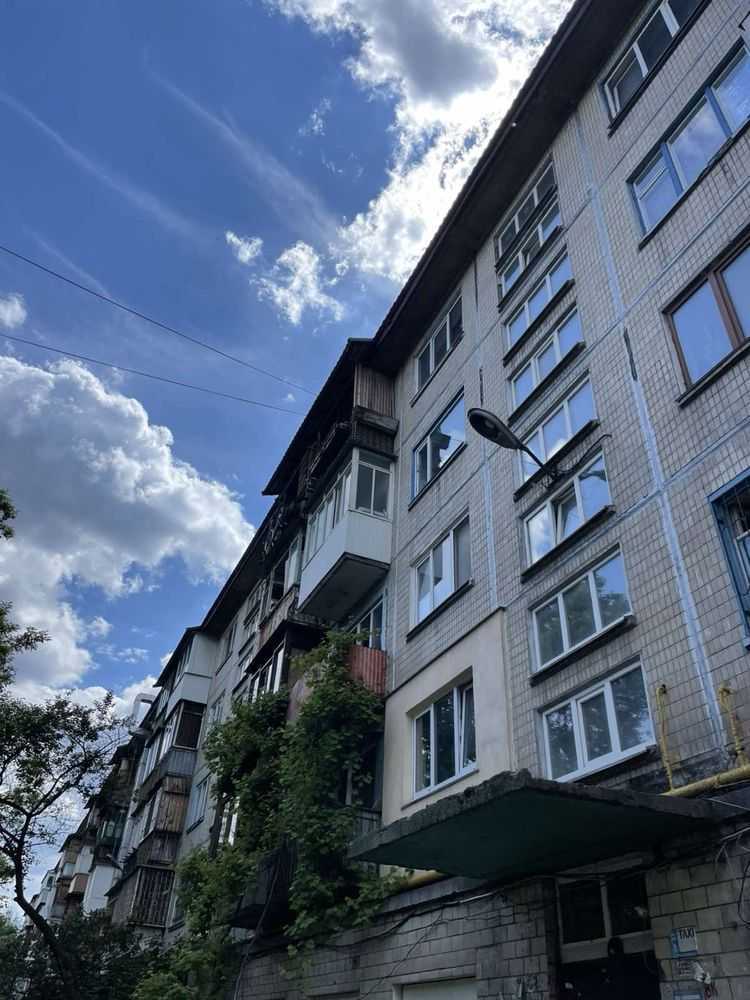 Продаж 2-кімнатної квартири 45 м², Перова бул., 20