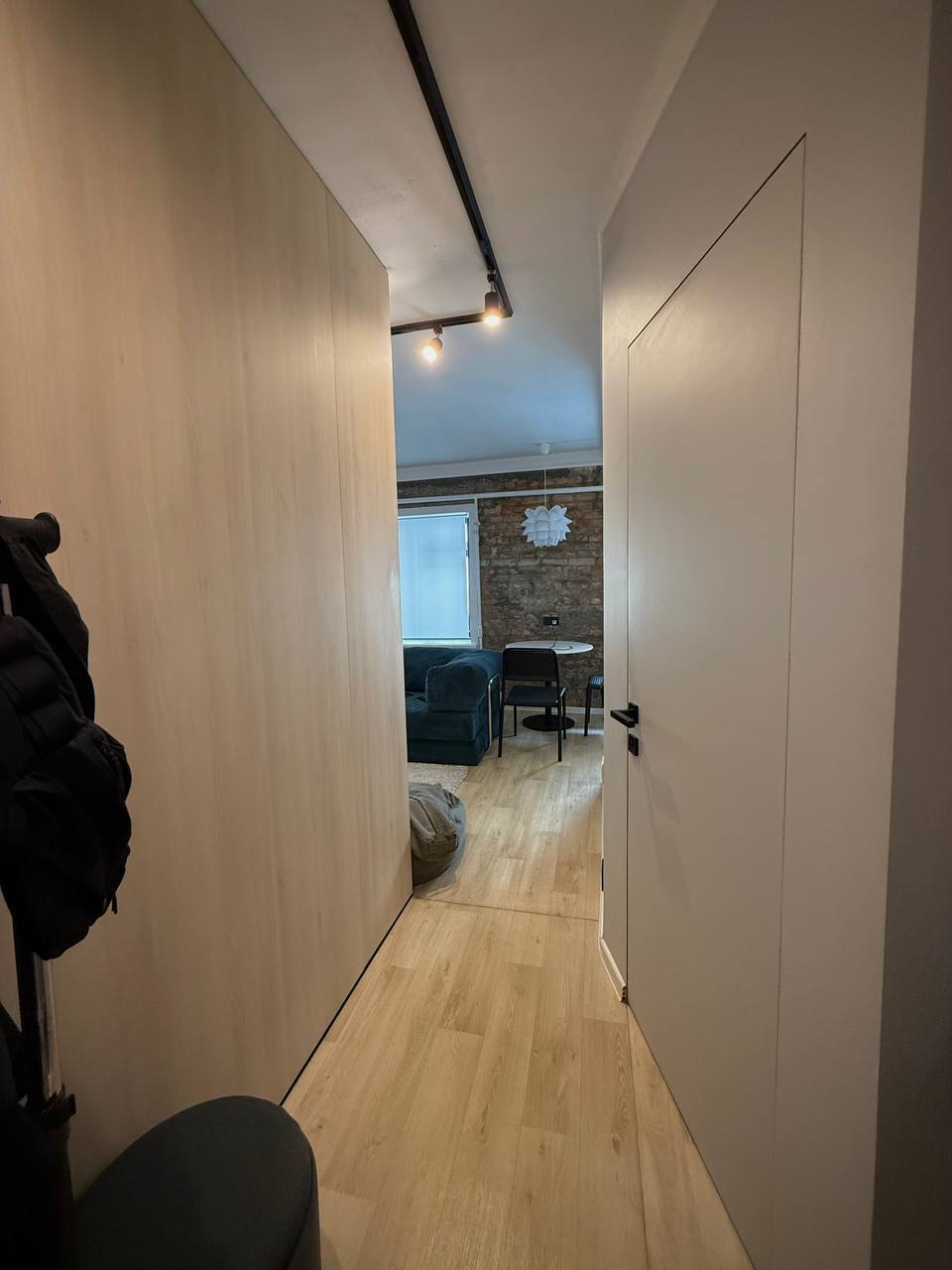 Продажа 2-комнатной квартиры 42 м², Василия Жуковского ул.