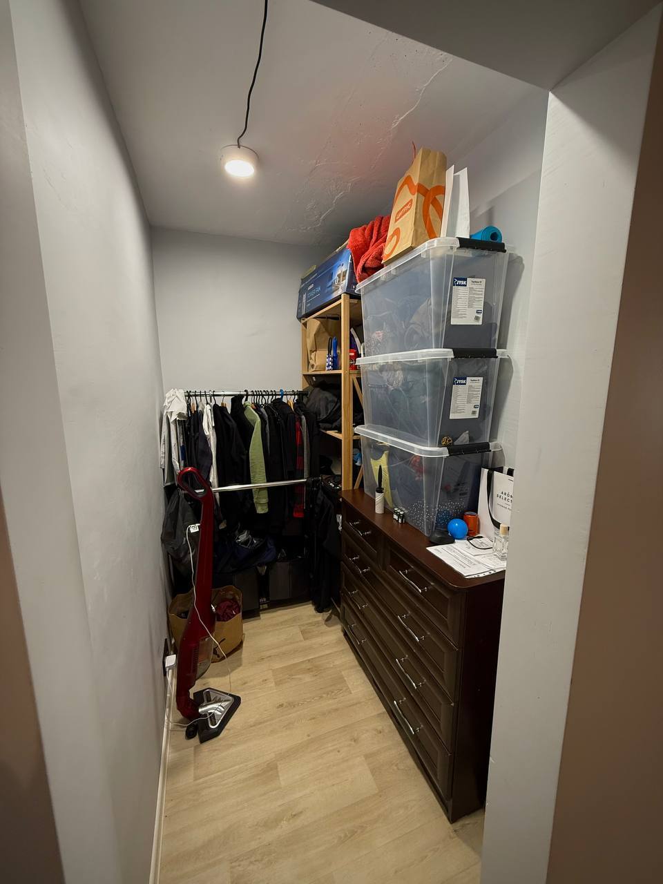 Продажа 2-комнатной квартиры 42 м², Василия Жуковского ул.