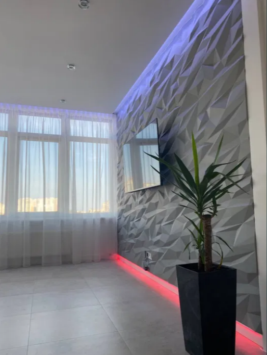 Продаж 1-кімнатної квартири 43 м², Басейна вул.