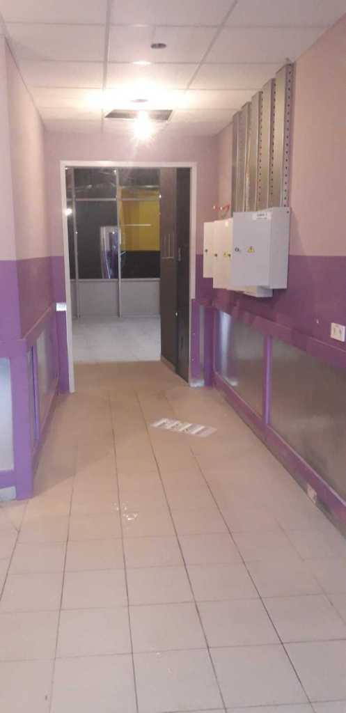 Оренда магазину 422 м², Набережно-Печерська дор., 10