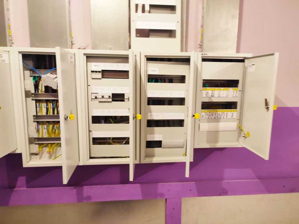 Оренда магазину 422 м², Набережно-Печерська дор., 10
