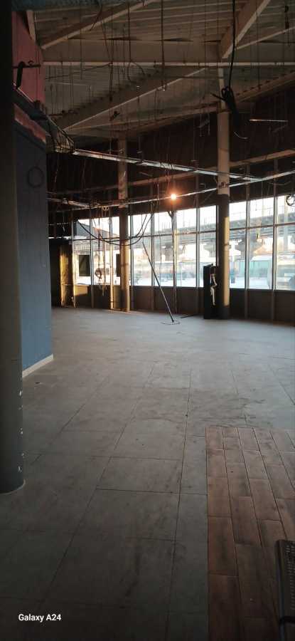 Оренда магазину 422 м², Набережно-Печерська дор., 10