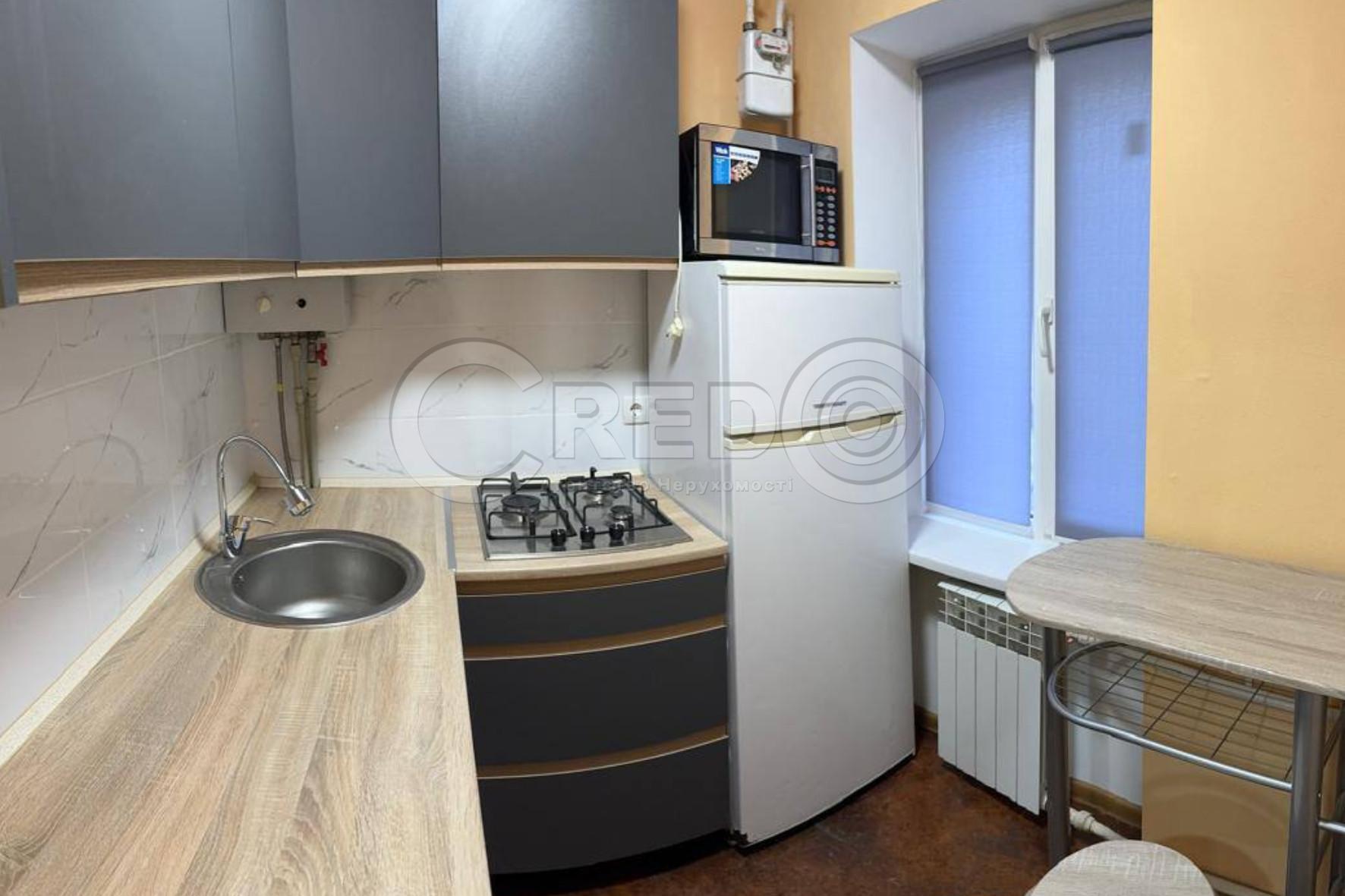 Аренда 3-комнатной квартиры 58 м², Соборности ул.