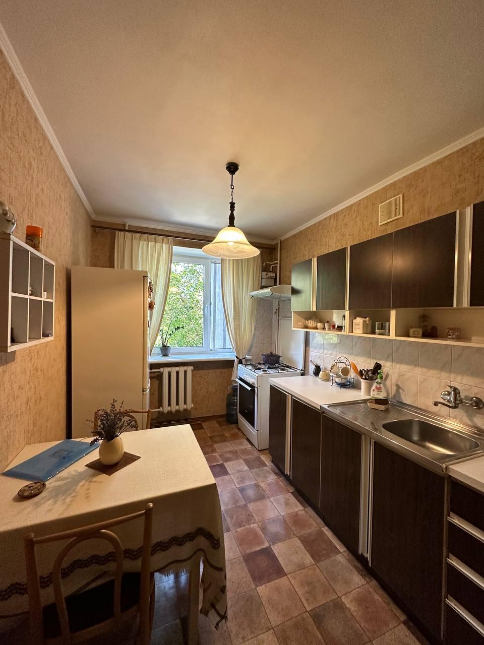 Продажа 4-комнатной квартиры 80 м², Ильфа и Петрова ул., 8/1