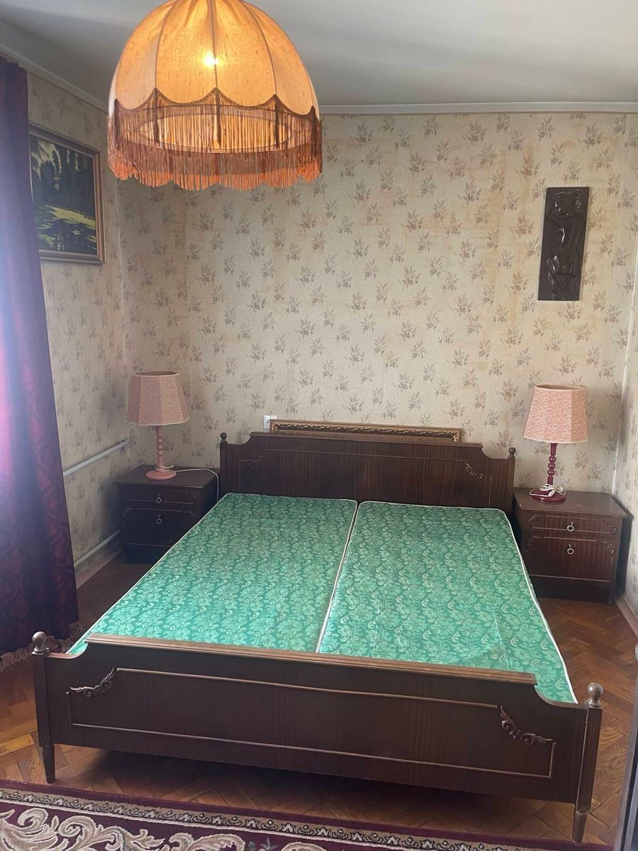 Оренда 2-кімнатної квартири 65 м², Раїси Окіпної вул., 1