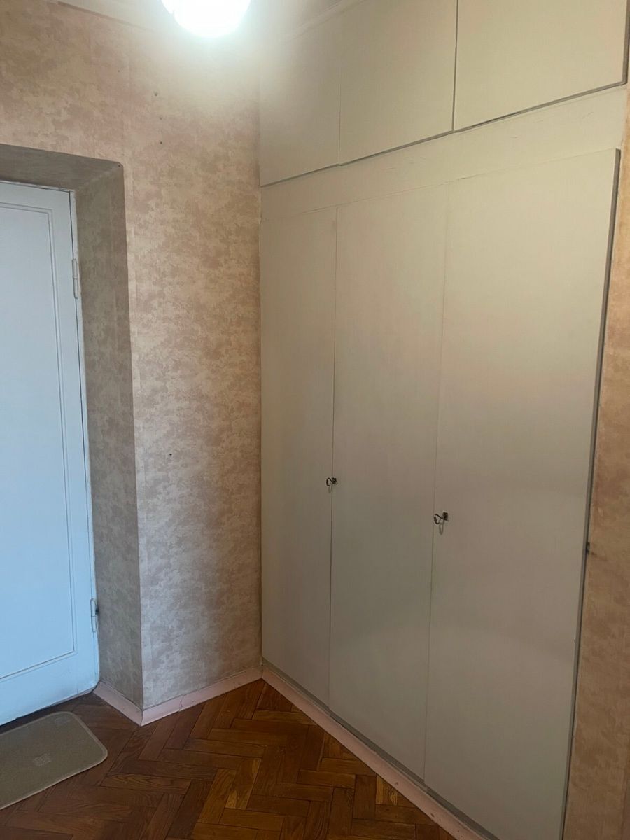 Оренда 2-кімнатної квартири 65 м², Раїси Окіпної вул., 1