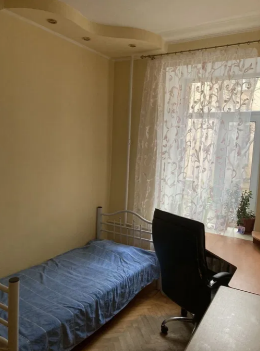 Продаж 1-кімнатної квартири 27 м², Пушкинская вул.