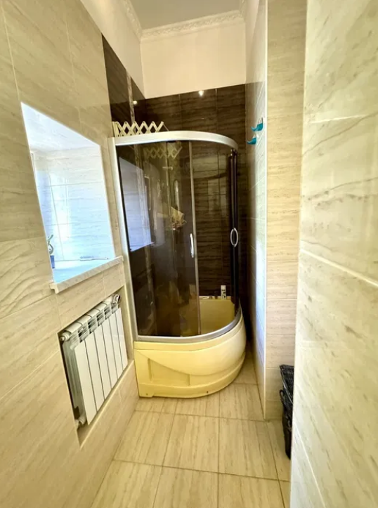 Продажа 3-комнатной квартиры 60 м², Малая Арнаутская ул.
