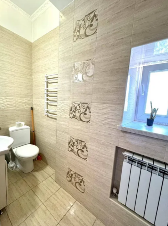 Продажа 3-комнатной квартиры 60 м², Малая Арнаутская ул.