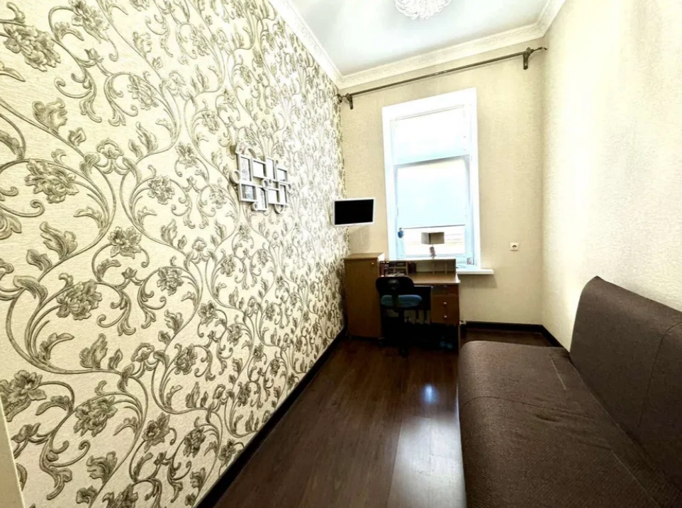 Продажа 3-комнатной квартиры 60 м², Малая Арнаутская ул.
