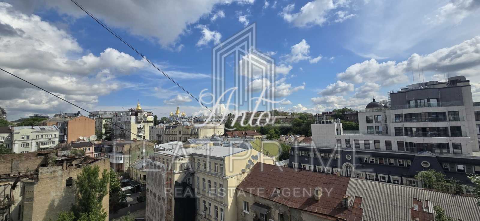 Продажа 2-комнатной квартиры 78 м², Малая Житомирская ул., 10