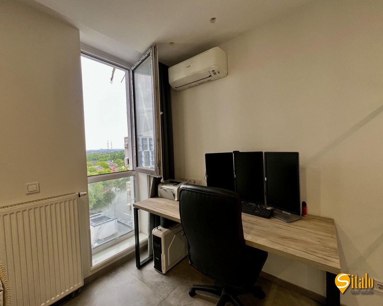 Продаж 2-кімнатної квартири 60 м², Центральна вул., 21А