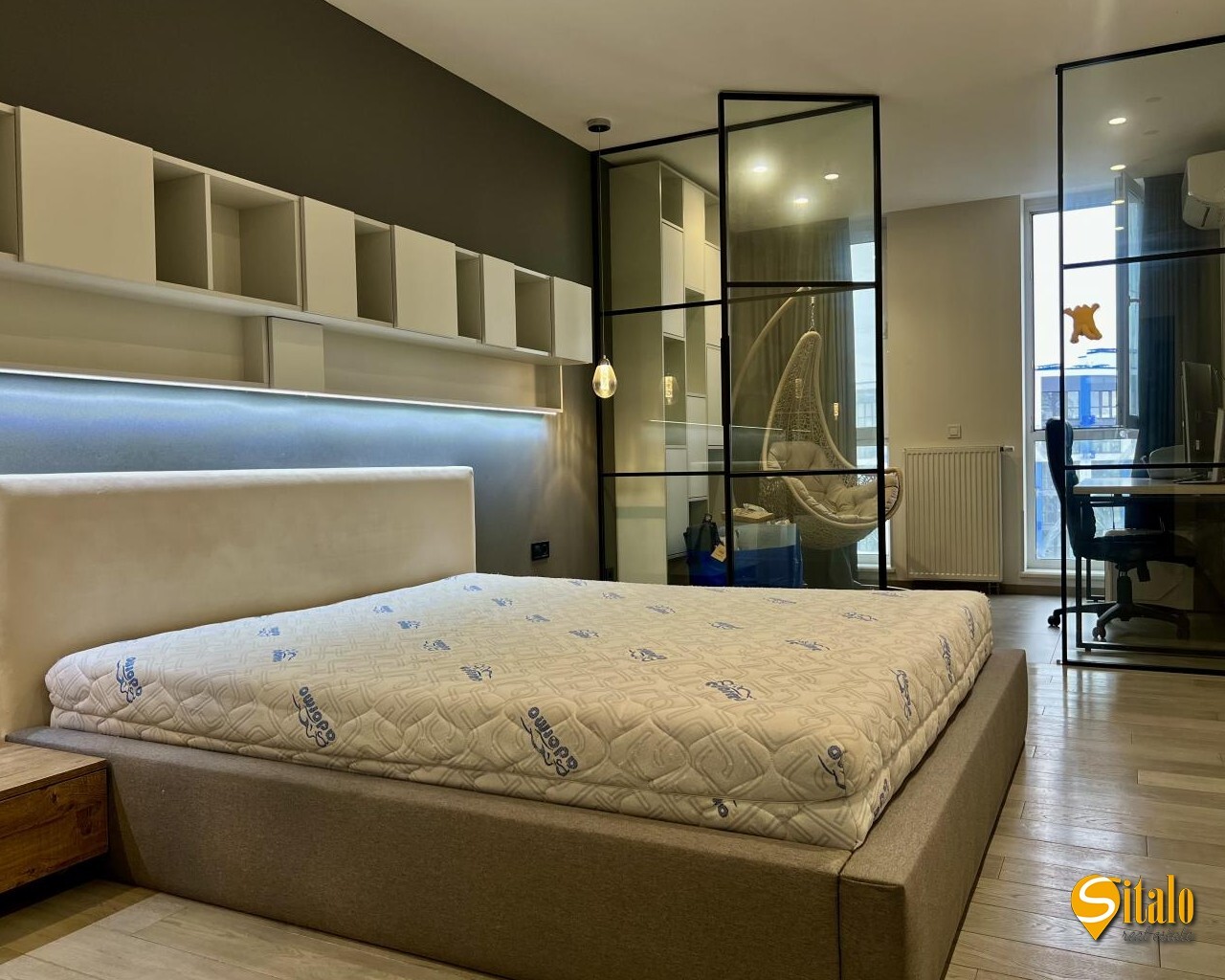Продаж 2-кімнатної квартири 60 м², Центральна вул., 21А
