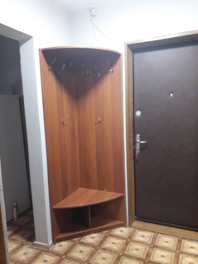 Аренда 1-комнатной квартиры 45 м², Эрнста ул., 2